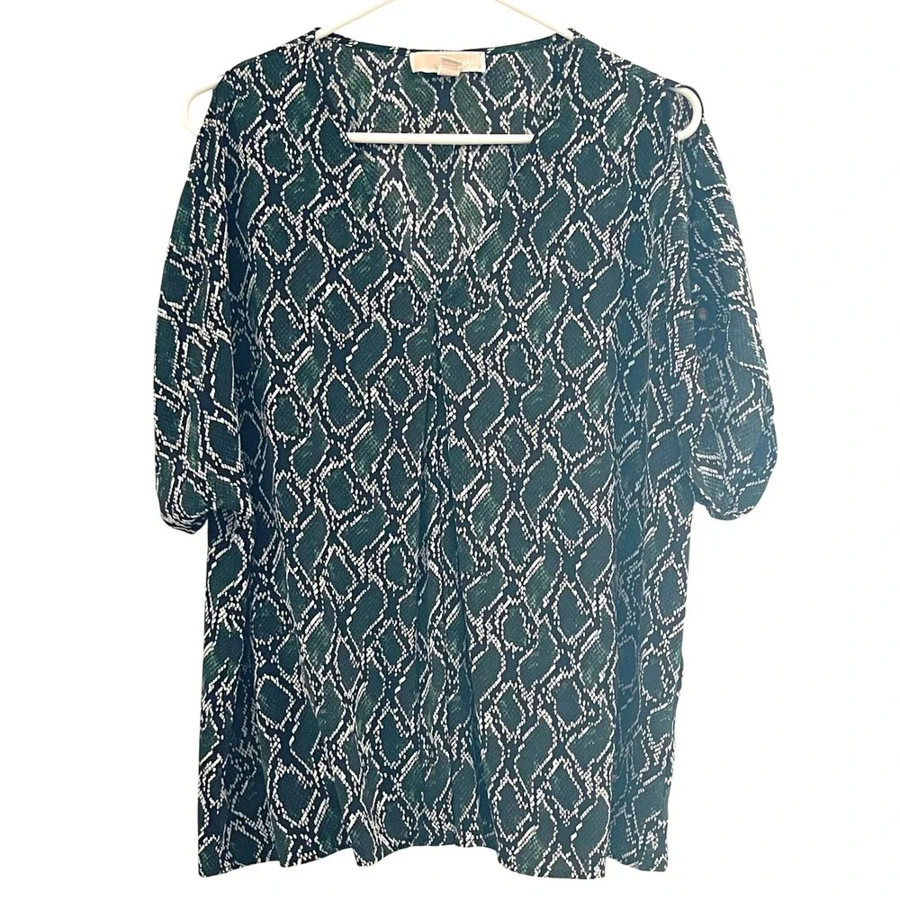 00061 - Michael Kors Green Snake Print Cold Shoulder Blouse‎ Top XL